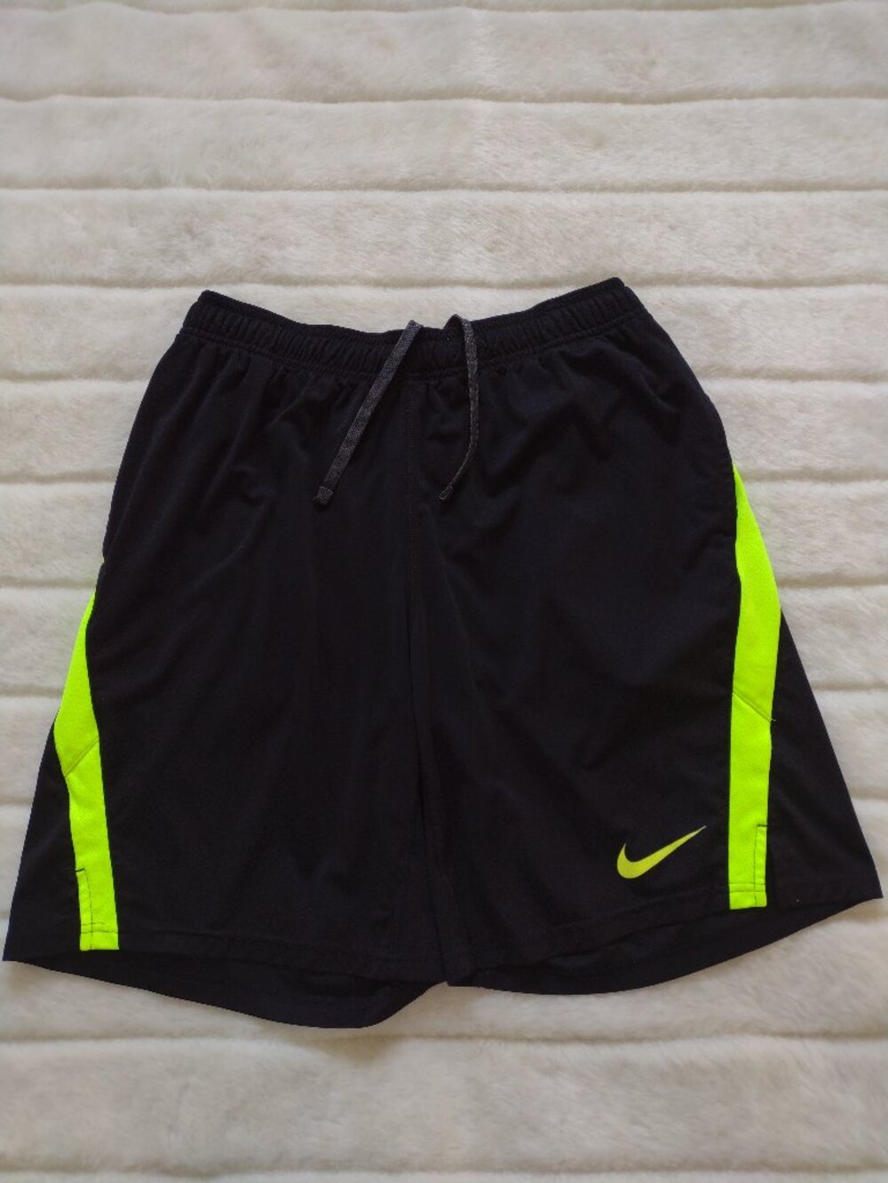 Nike Men's Athletic Shorts Large Black Dri-Fit